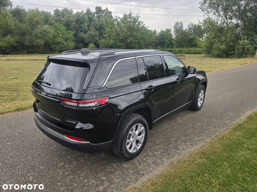 Jeep Grand Cherokee - 35