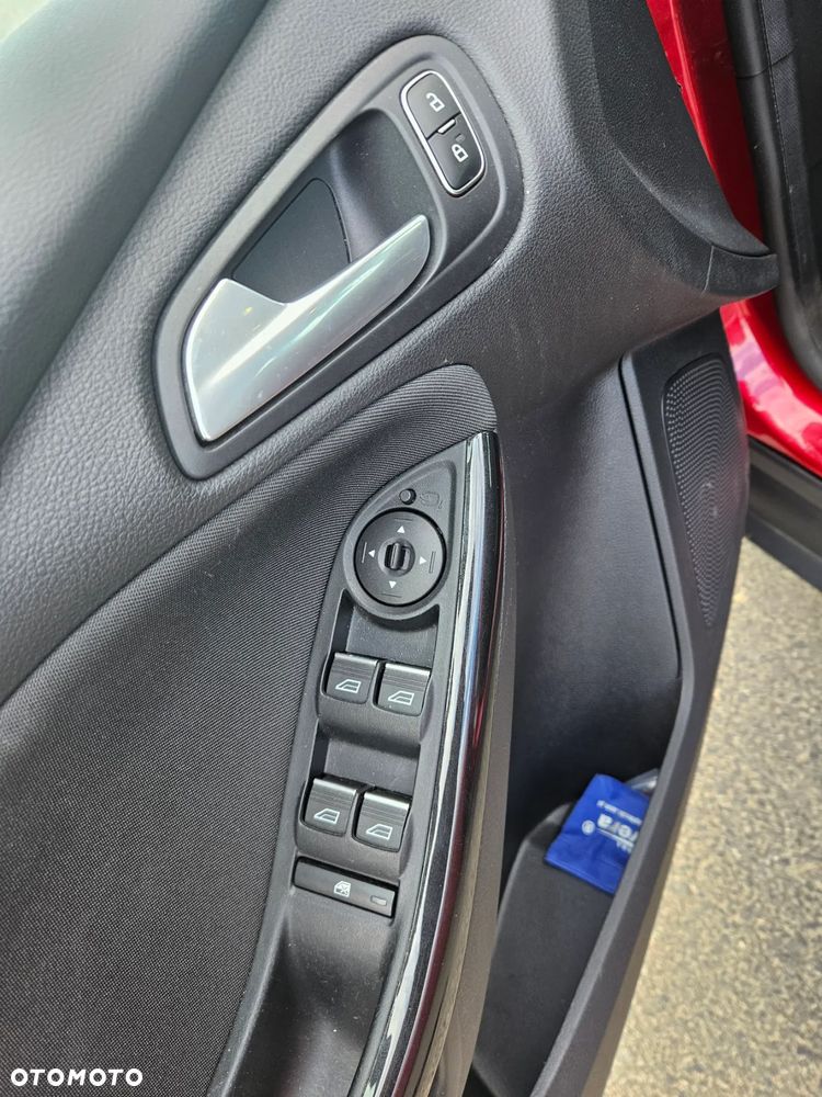 Ford Focus 1.5 EcoBoost Titanium ASS - 19