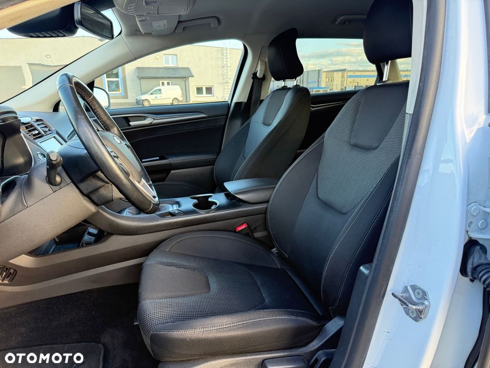 Ford Mondeo 2.0 EcoBlue Titanium - 27