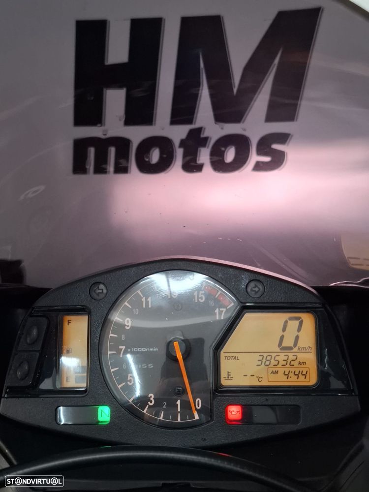 Honda CBR 600RR - 8