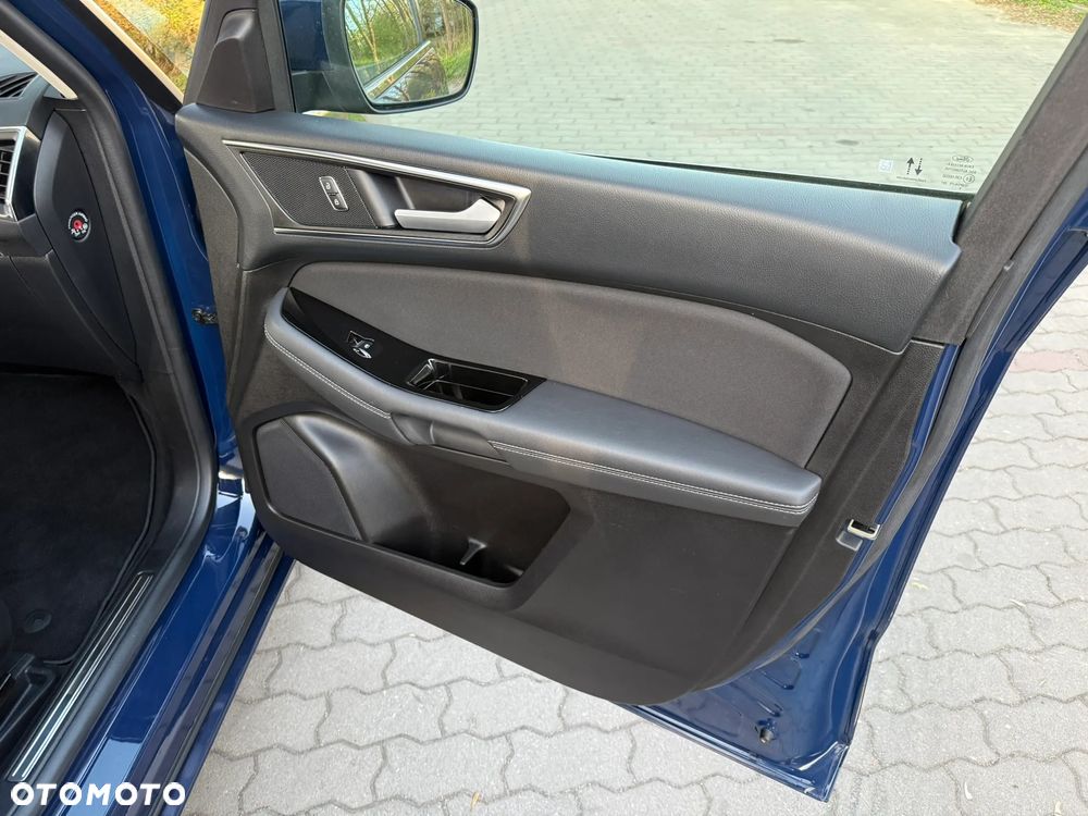 Ford S-Max 2.0 EcoBlue Titanium - 24