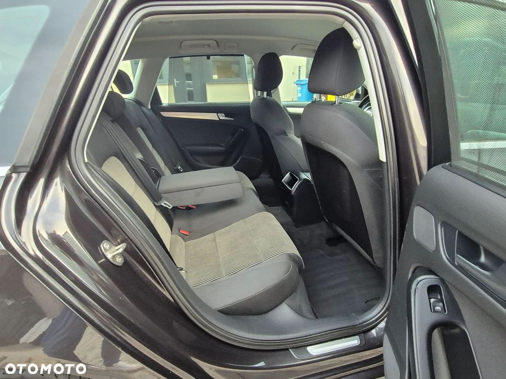 Audi A4 Avant - 11