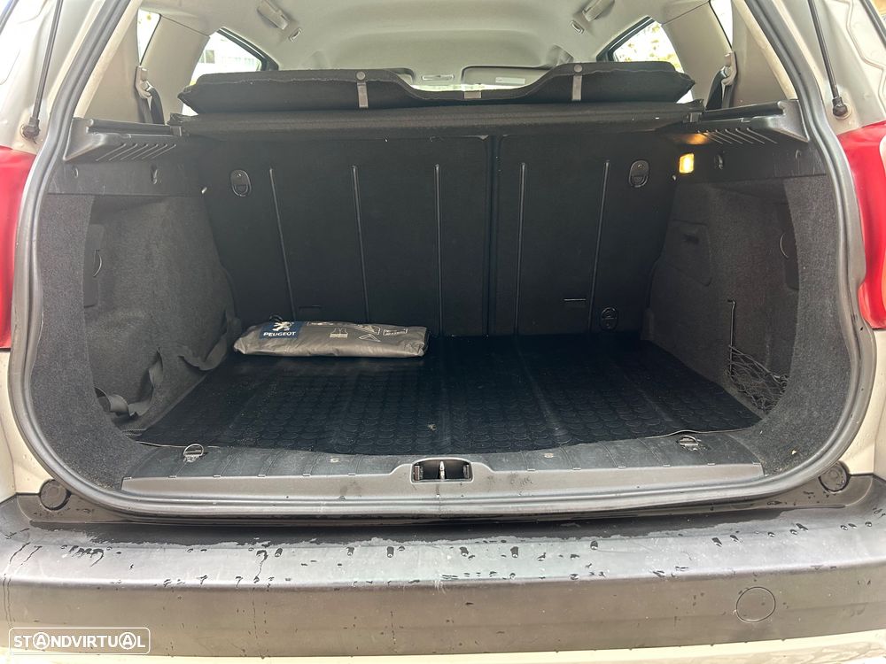 Peugeot 207 SW 1.4 Trendy - 22
