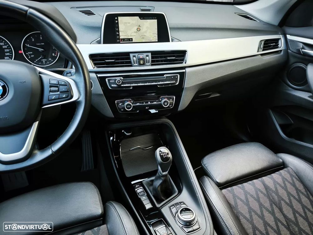 BMW X1 16 d sDrive xLine - 26