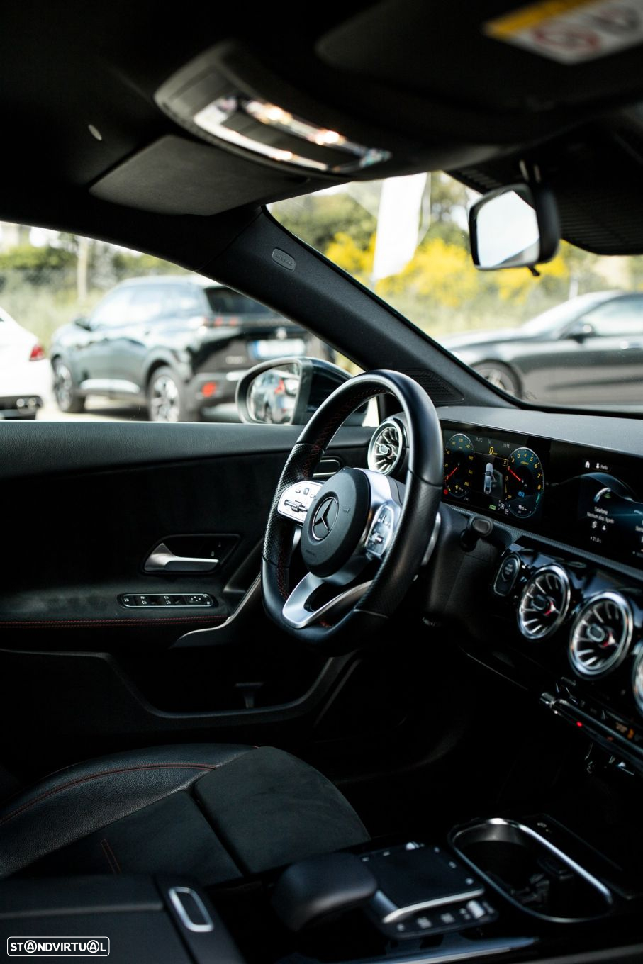 Mercedes-Benz A 250 Limousine e AMG Line - 47