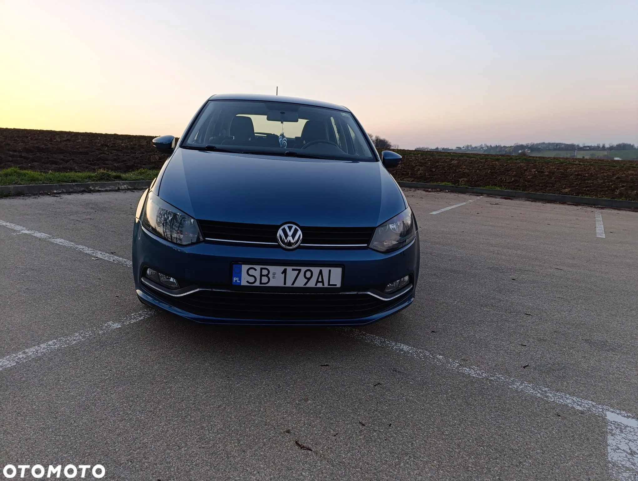 Volkswagen Polo 1.4 TDI (Blue Motion Technology) Comfortline - 4