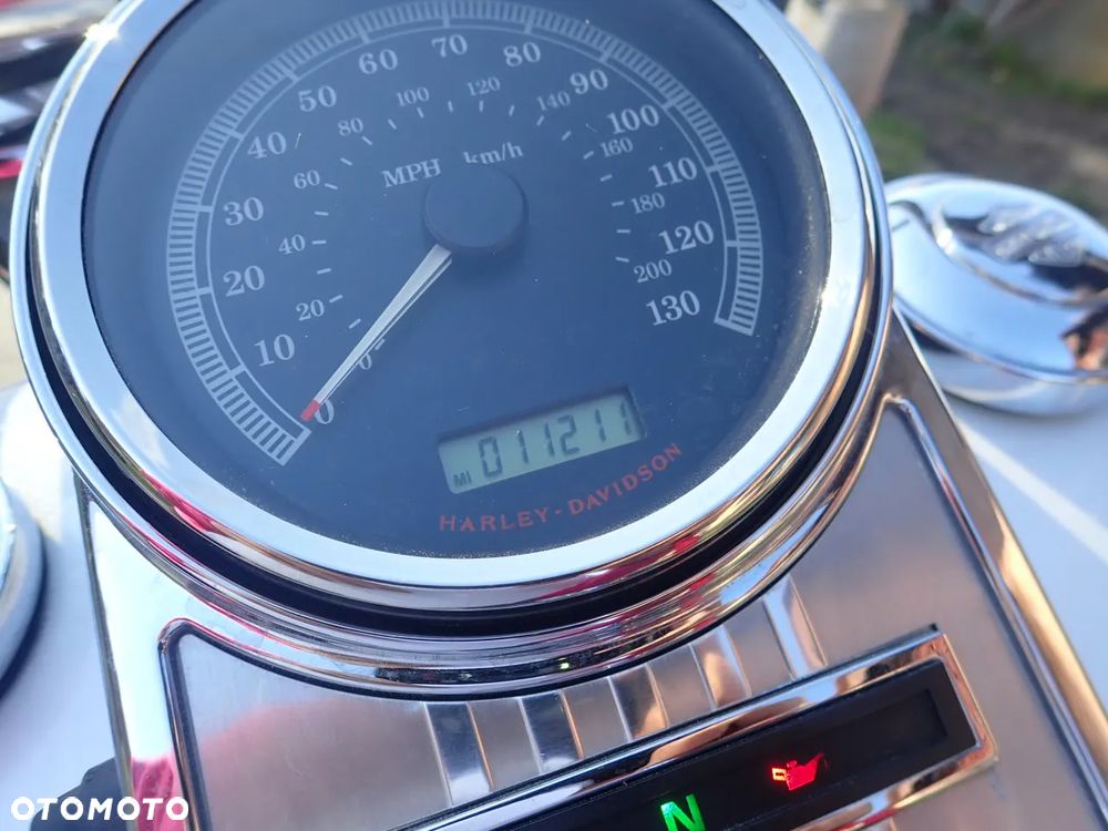 Harley-Davidson Touring Road King - 16
