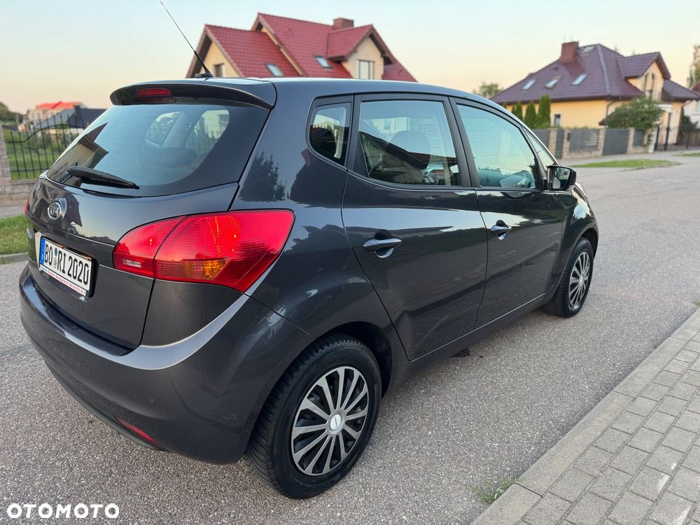 Kia Venga 1.6 CVVT Platinum Edition - 4
