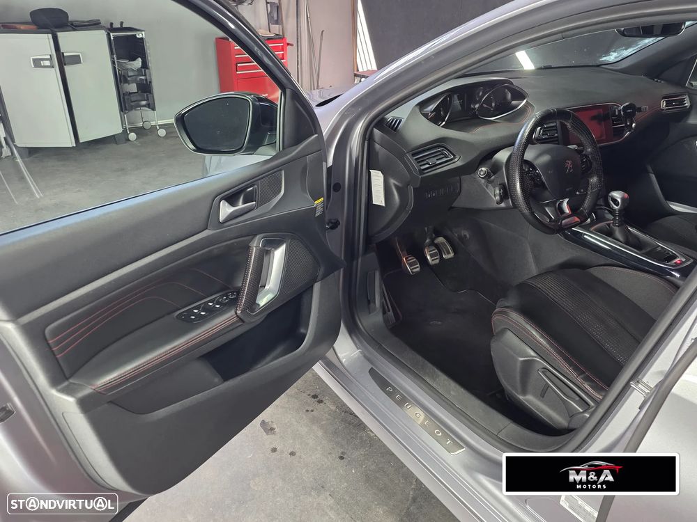 Peugeot 308 1.2 PureTech GT Line - 15