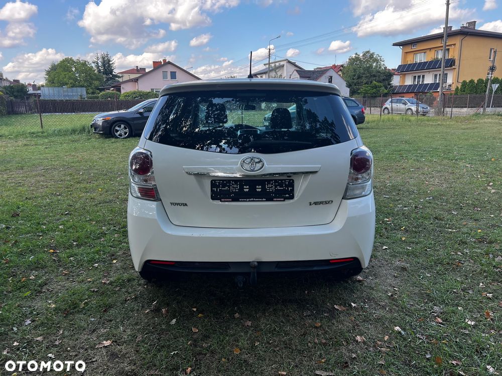 Toyota Verso 1.8 Premium MS - 6