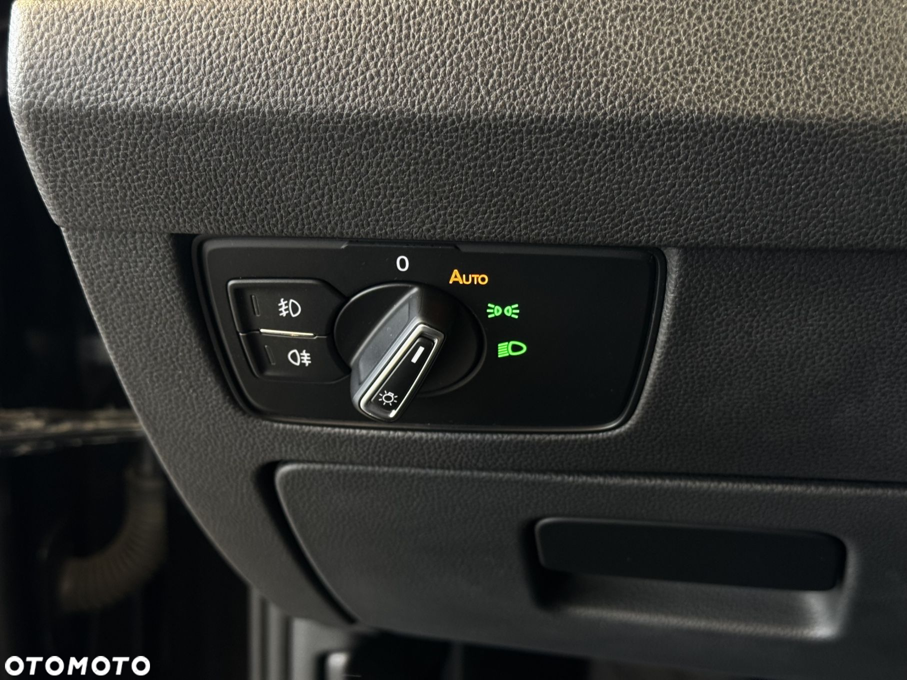 Volkswagen Passat - 27