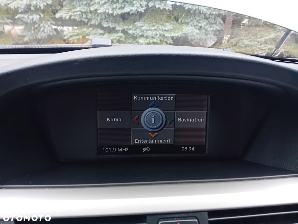 BMW Seria 3 318i Edition Exclusive - 19