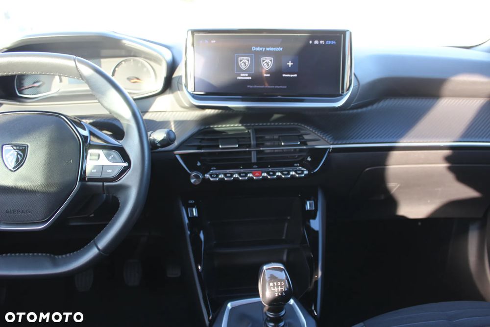 Peugeot 2008 PureTech 100 Active - 16