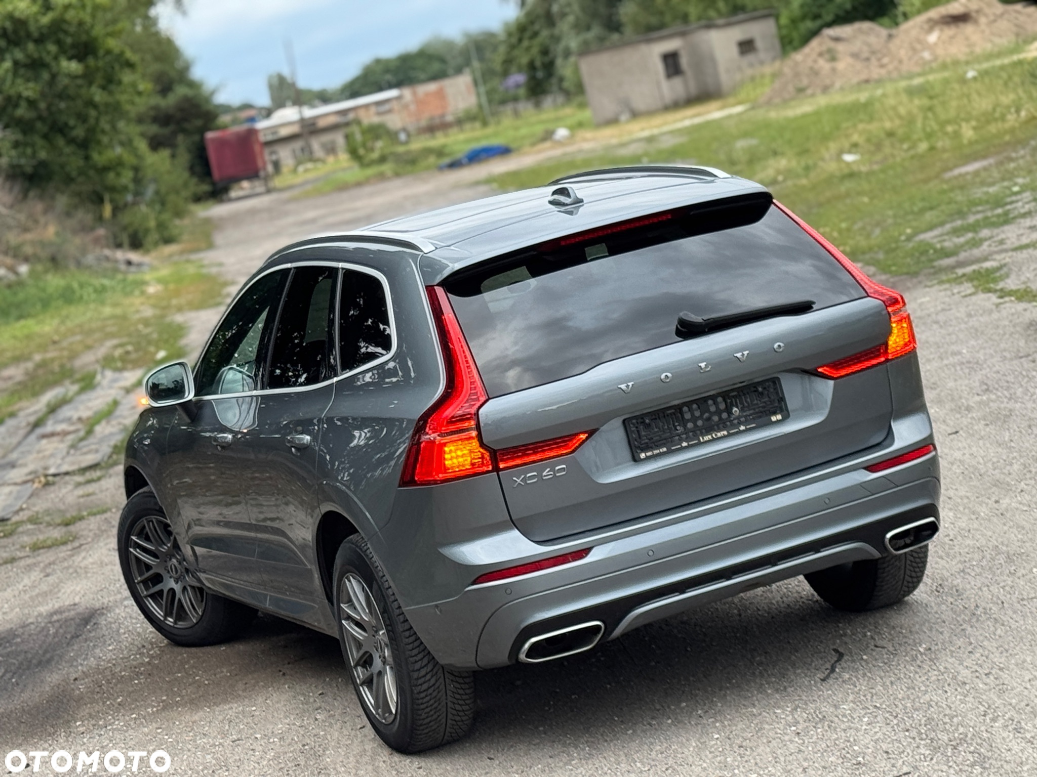 Volvo XC 60 D5 AWD R-Design - 10