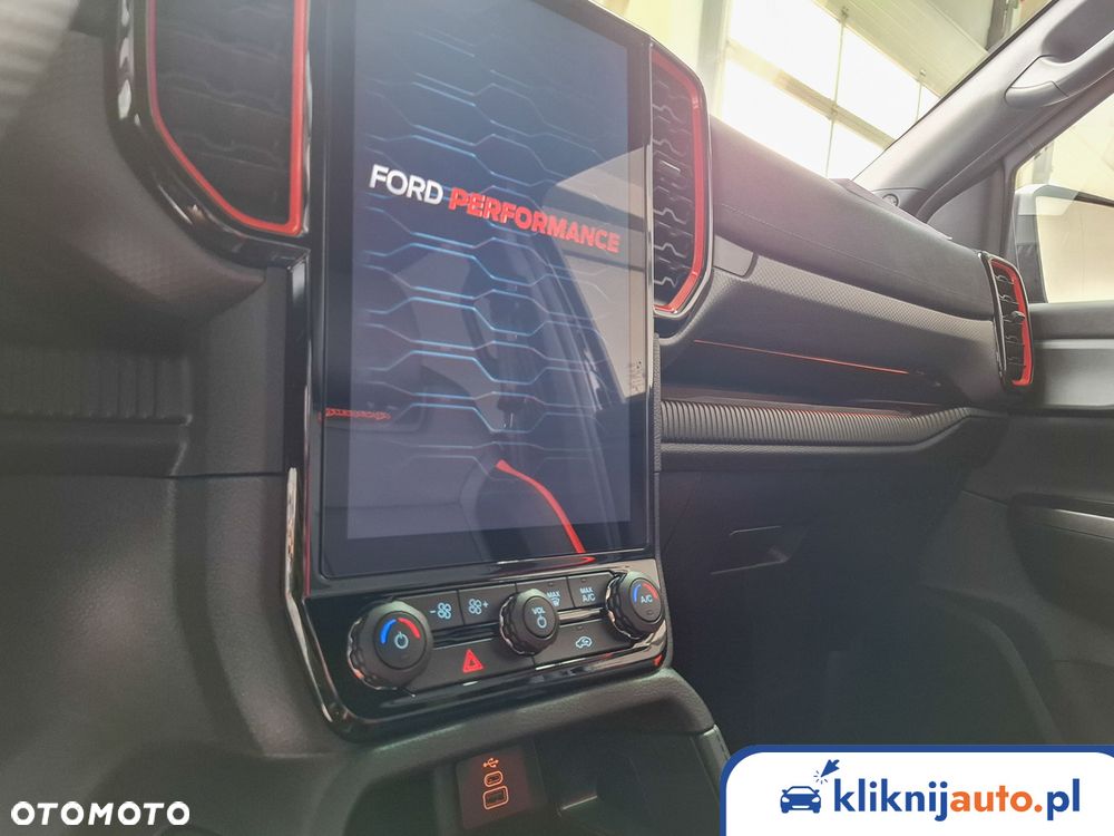 Ford Ranger Raptor - 32
