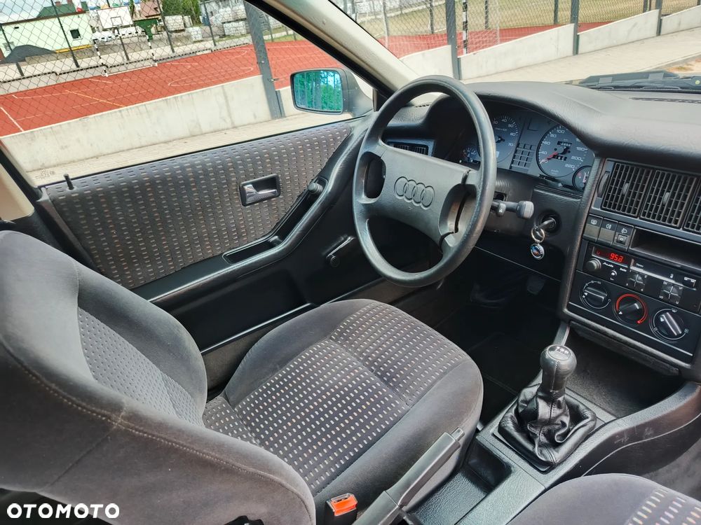 Audi 80 1.8 CC - 25