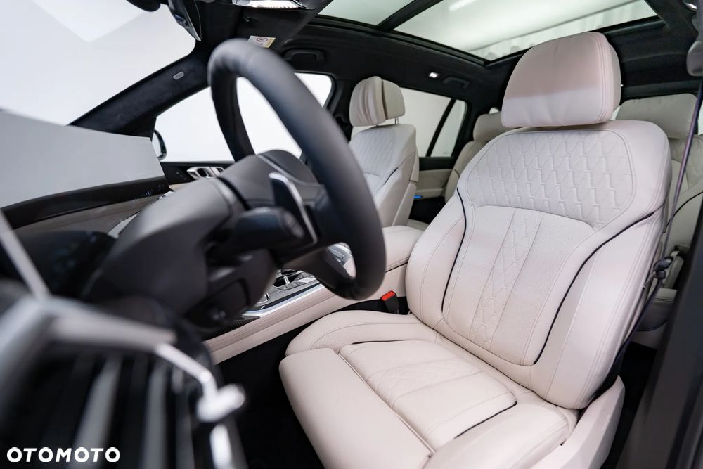 BMW X7 - 17