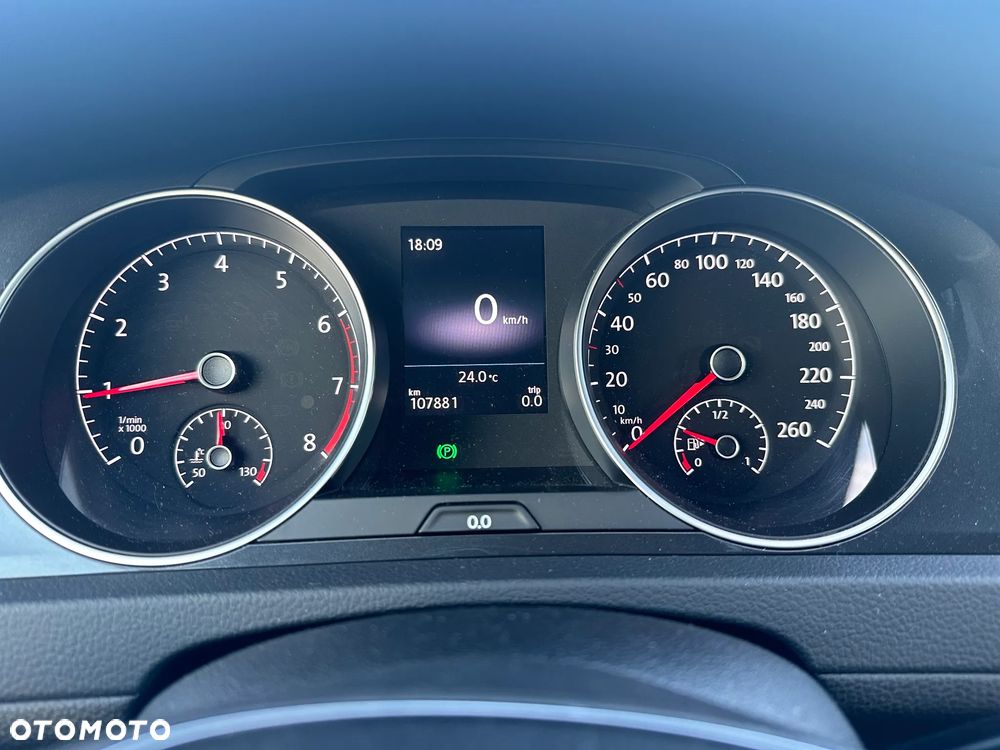 Volkswagen Golf 1.0 TSI BMT Comfortline - 10