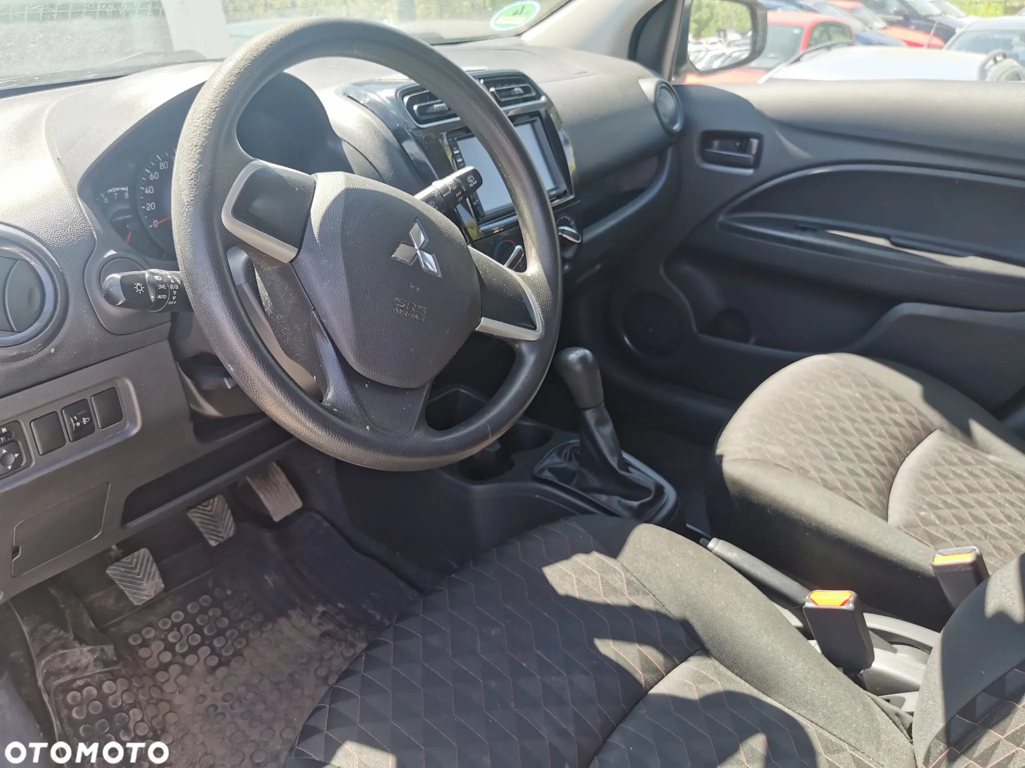 Mitsubishi Space Star 1.0 - 5