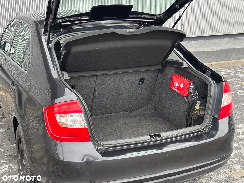 Skoda RAPID 1.2 Edition - 12