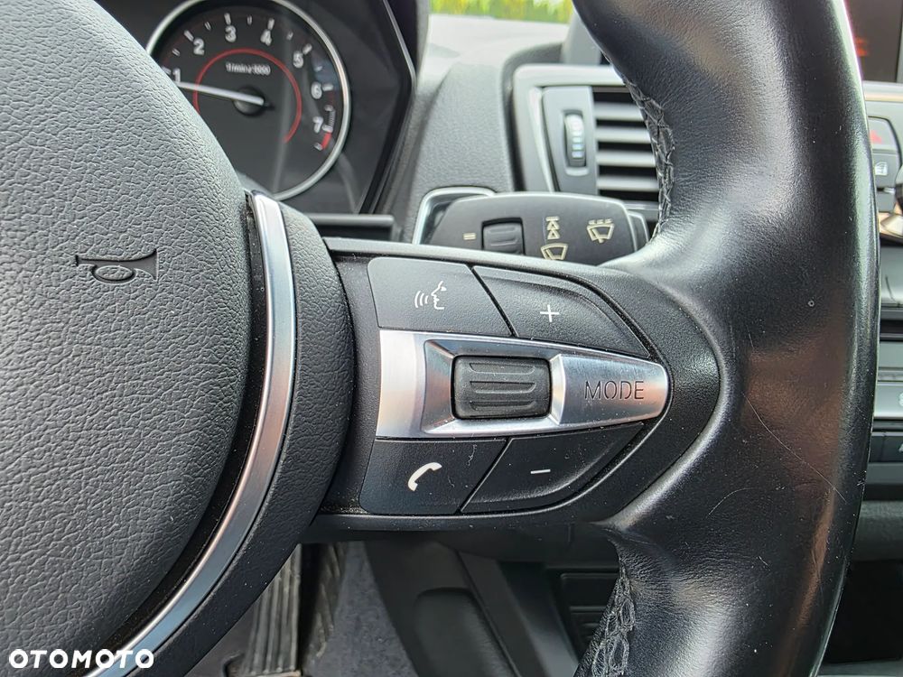 BMW Seria 1 116i Sport Line - 20