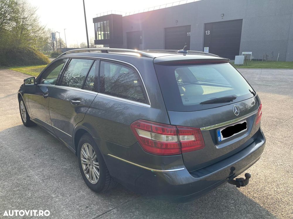 Mercedes-Benz E - 12