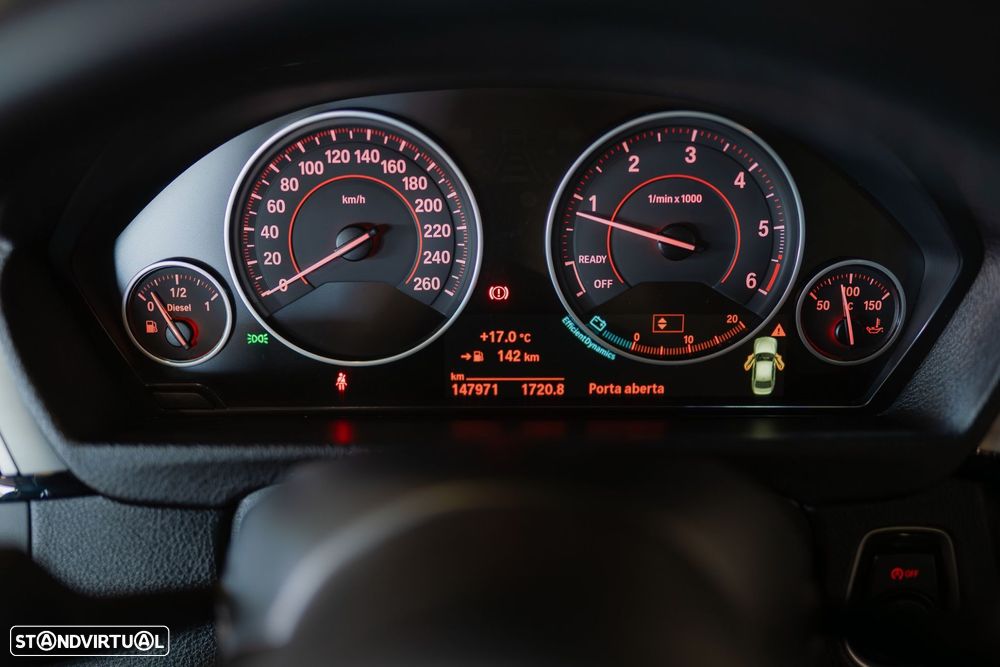 BMW 318 d Pack M - 29