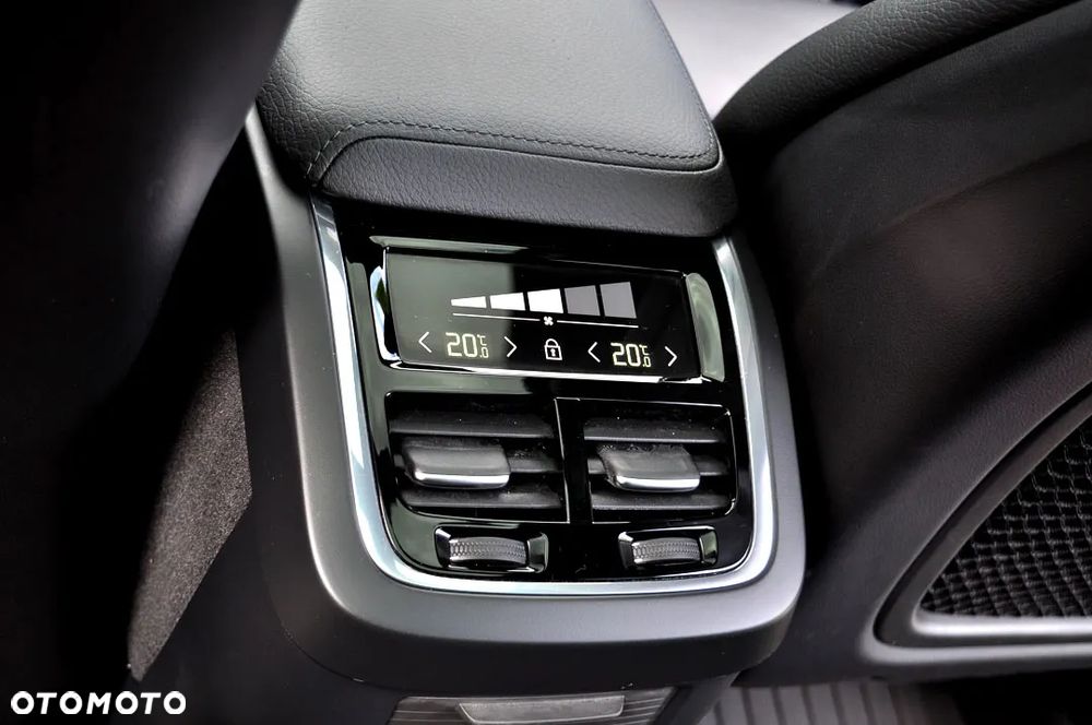 Volvo XC 60 D4 Geartronic Inscription - 22