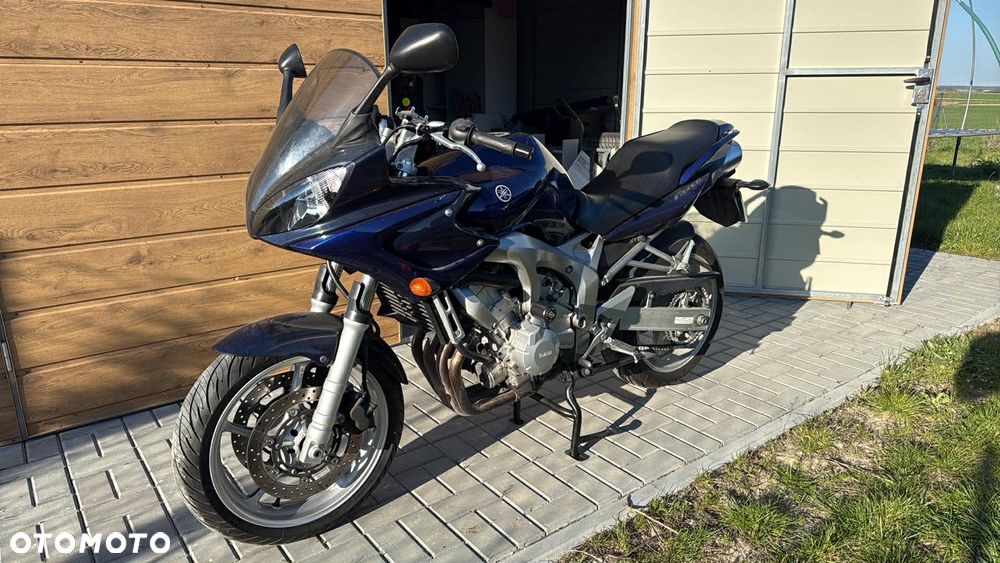 Yamaha FZ6 - 1