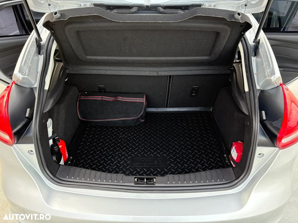 Ford Focus 1.0 EcoBoost Trend - 19