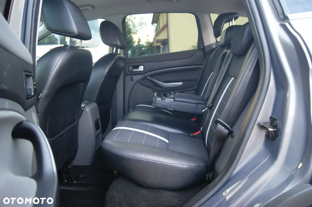 Ford Kuga 2.0 TDCi 4WD Titanium - 27