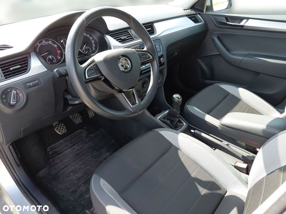 Skoda RAPID 1.0 TSI Ambition - 14