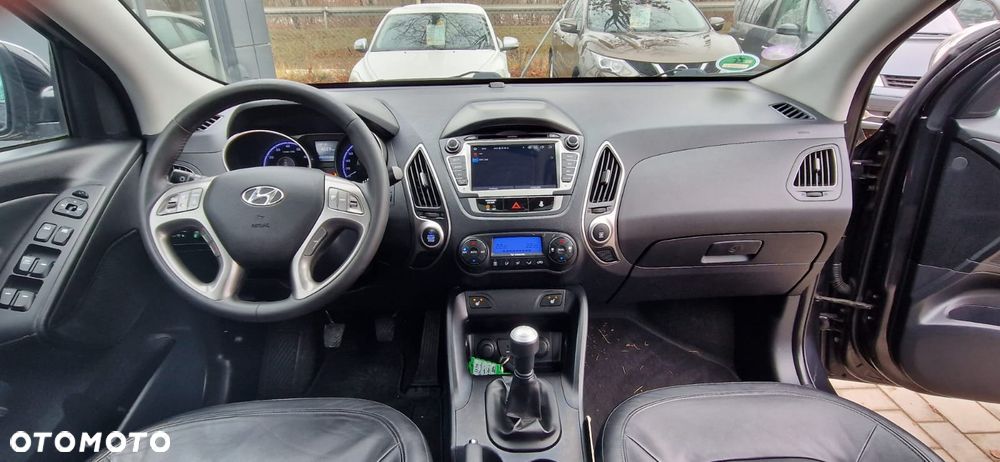 Hyundai ix35 2.0 2WD Style - 17