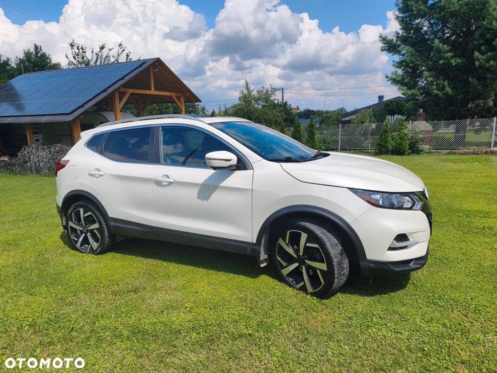 Nissan Qashqai - 2