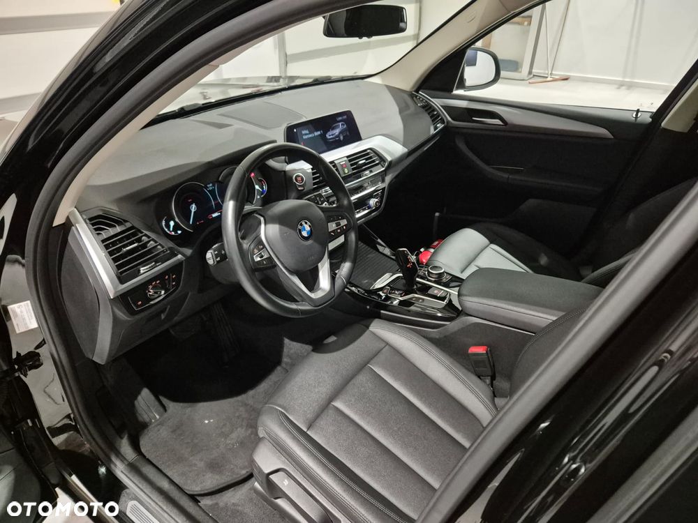 BMW X3 xDrive20i - 10