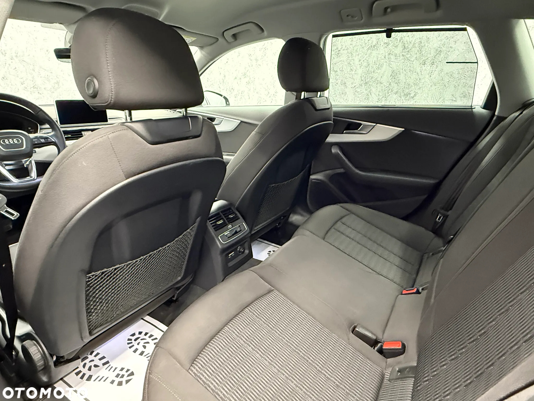 Audi A4 Avant 40 TDI S tronic S line - 22