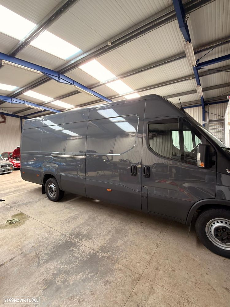 Iveco Daily 35S18 3.0 - 4