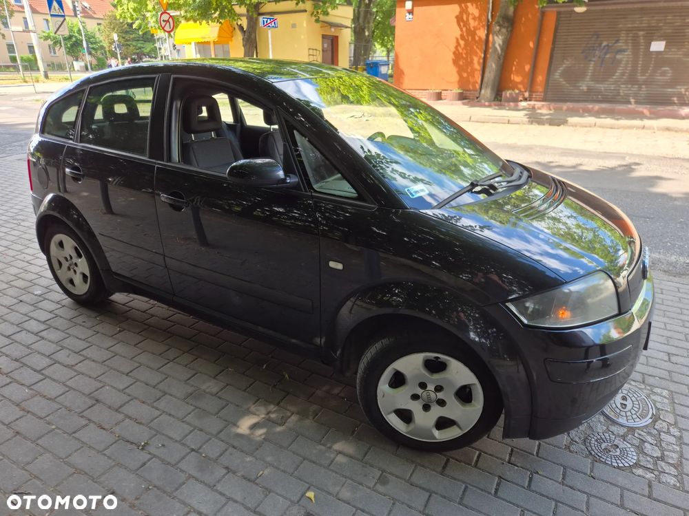 Audi A2 - 4