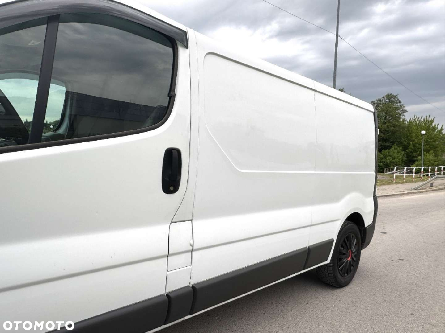 Renault Trafic - 10