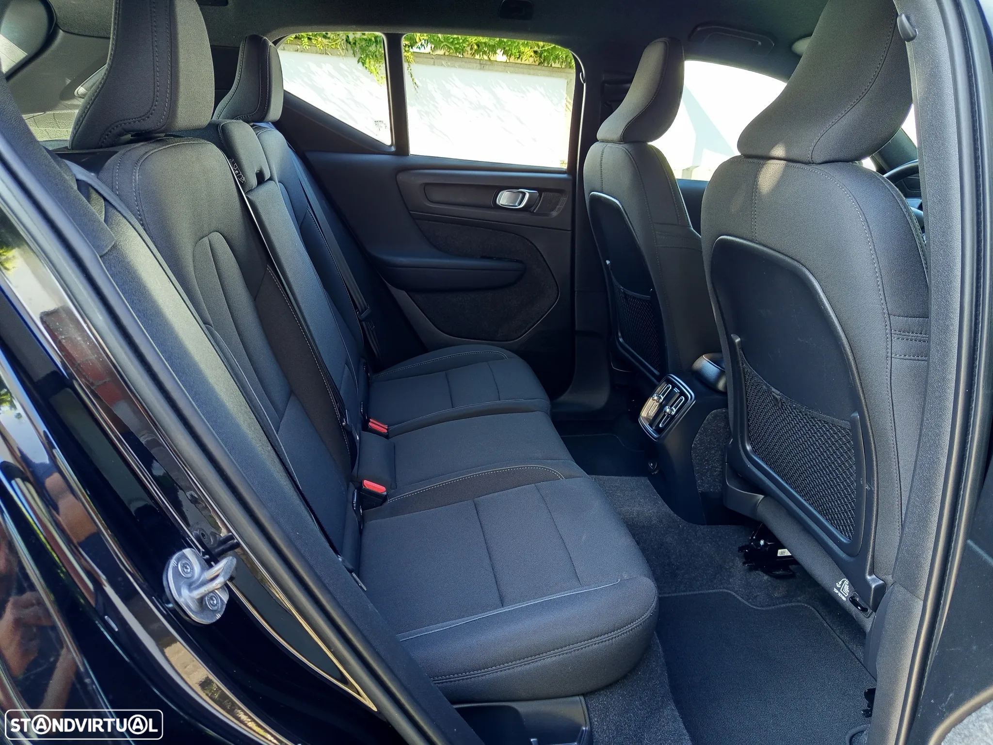 Volvo XC 40 Recharge 69 kWh Single Motor Plus - 11