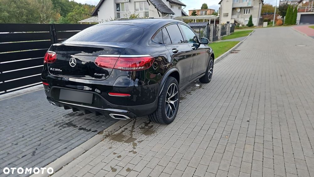 Mercedes-Benz GLC 300 e 4-Matic Business Edition - 4