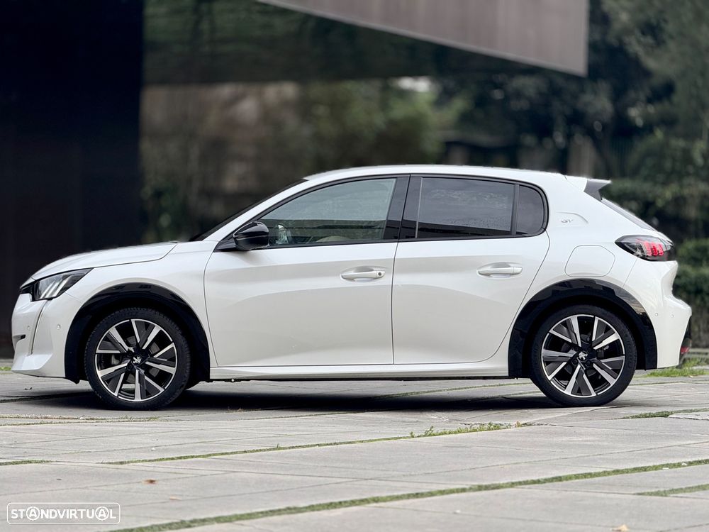 Peugeot 208 1.5 BlueHDi GT Line - 32