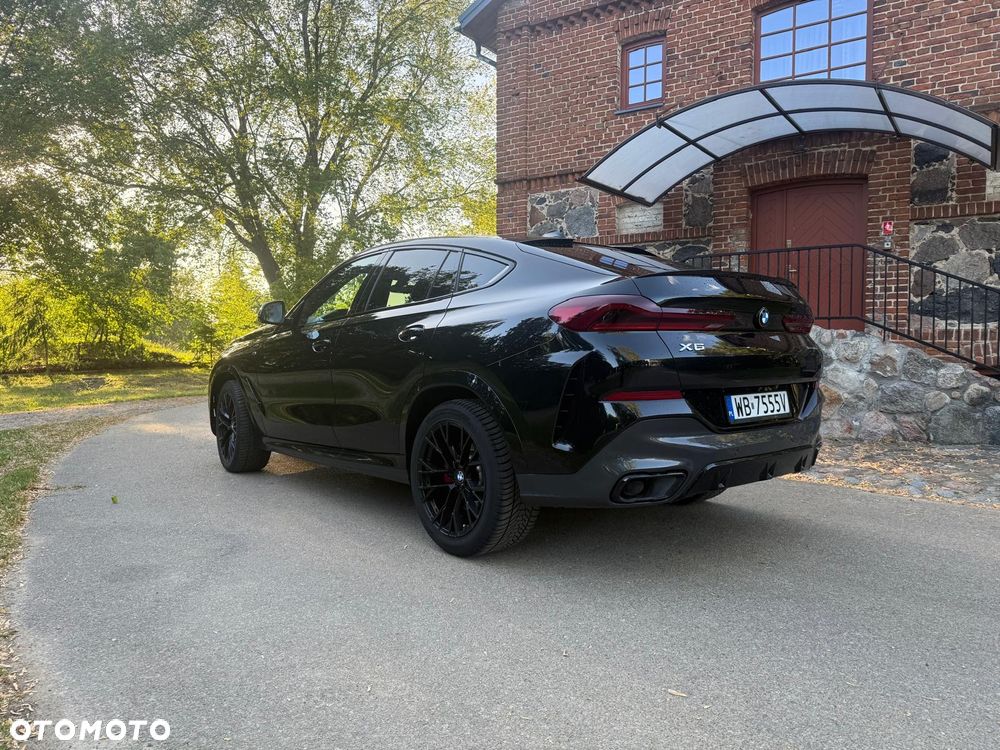 BMW X6 xDrive40d mHEV - 4