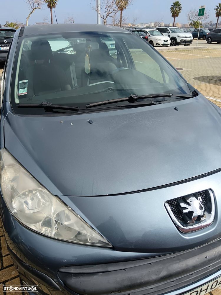 Peugeot 207 - 4