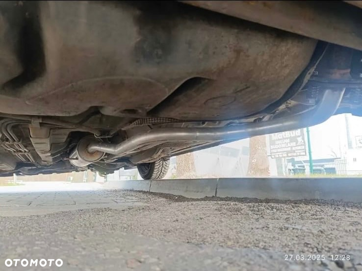 Toyota Yaris 1.3 Sol - 7