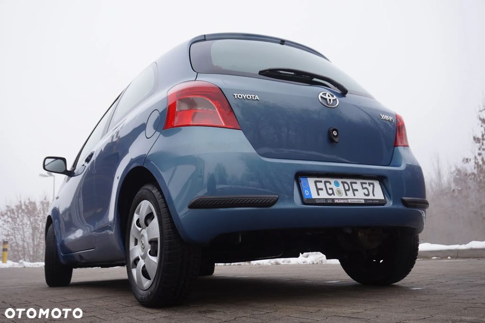 Toyota Yaris - 13