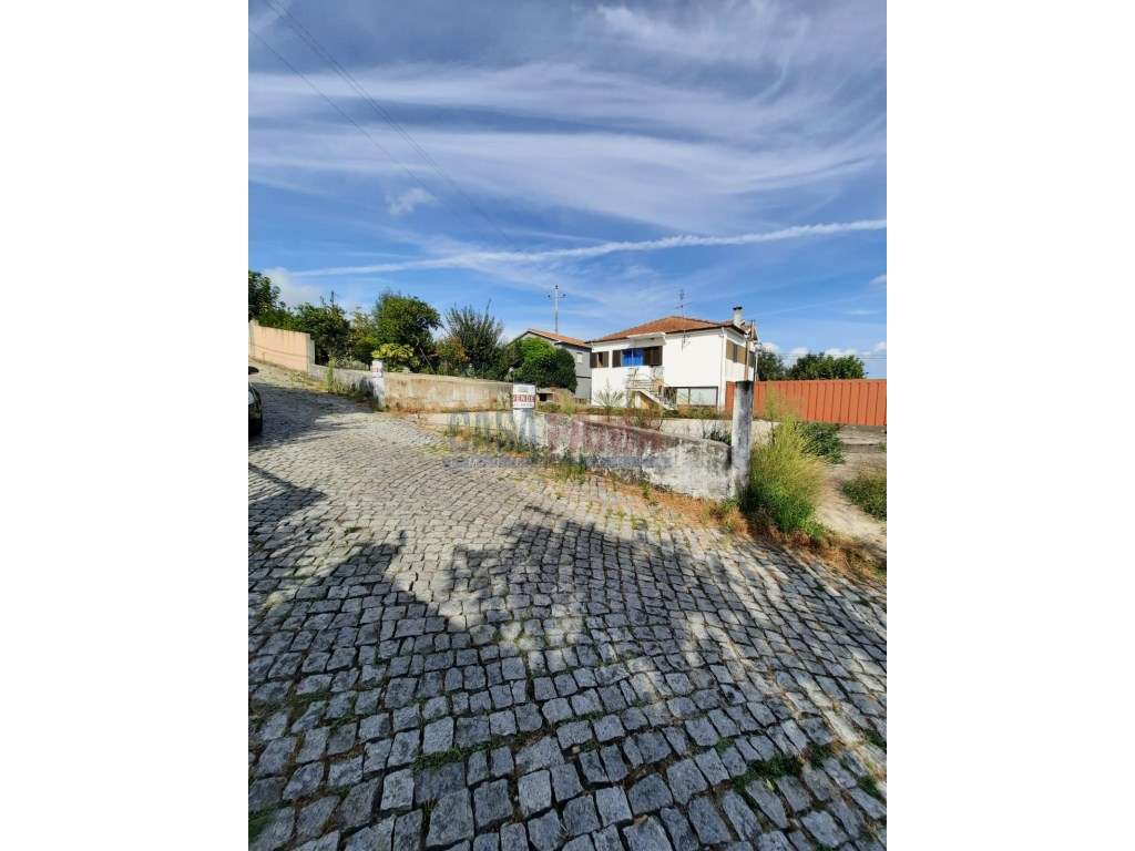 Terreno em Requião - Vila Nova de Famalicão - Grande imagem: 2/11