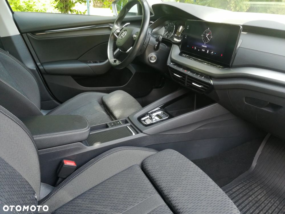 Skoda Octavia 2.0 TDI Ambition DSG - 22