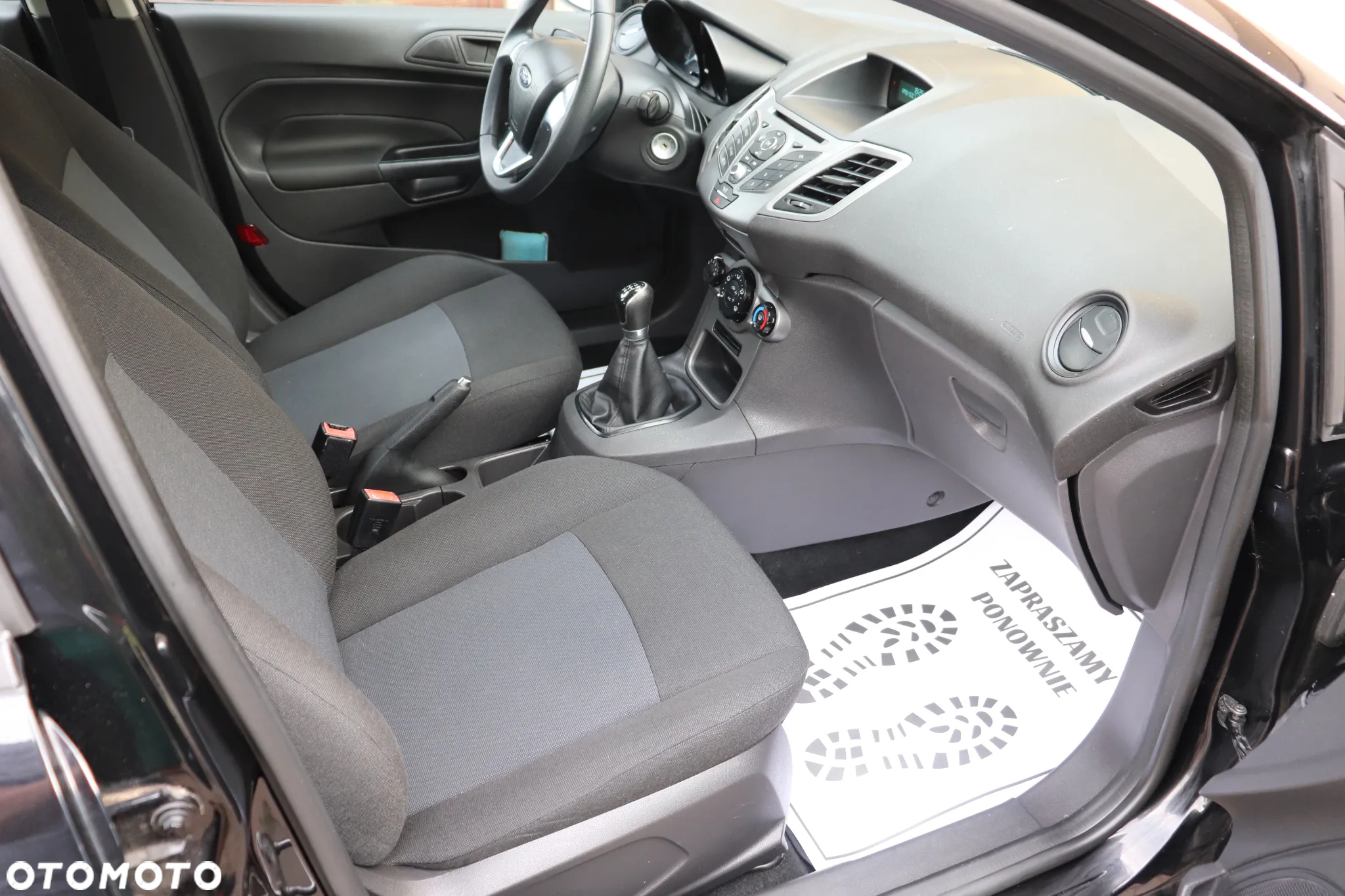 Ford Fiesta 1.25 Celebration - 23