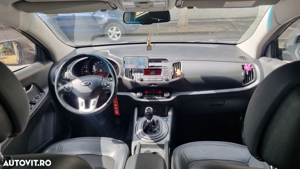 Kia Sportage 2.0 CRDI AWD Vision - 13